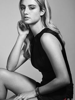 Grace Van Patten
